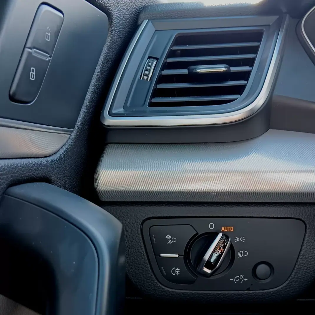 Audi Q5 2017 - 22500 EUR, 225324 km - AUTO.MOTO.pt - 225324km - foto 25 de 29