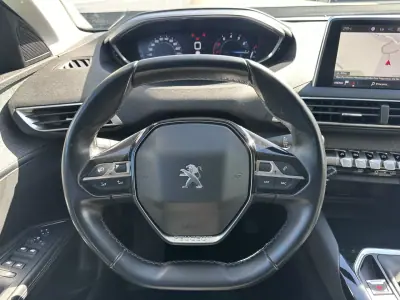 Peugeot 5008 2018 - 14900 EUR, 190000 km - 190000km - foto 28 de 73