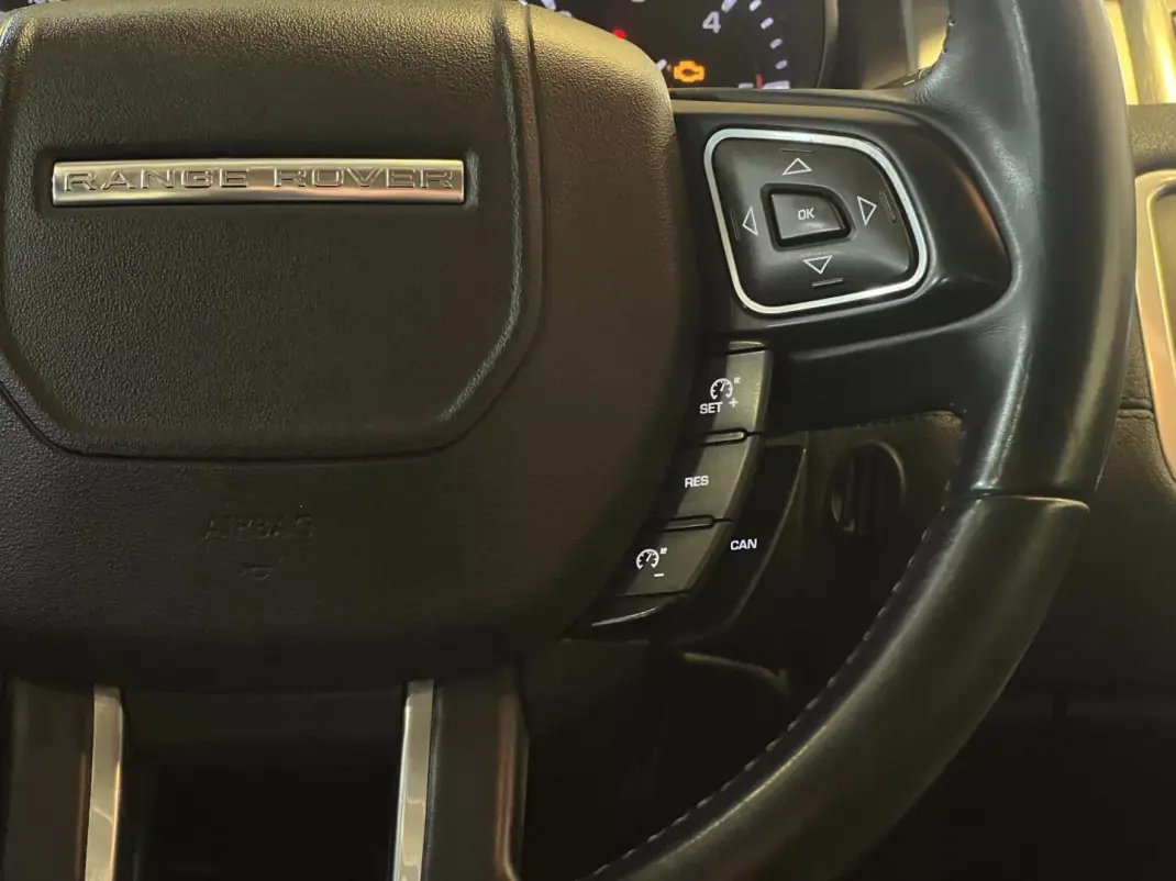 Land Rover Range Rover Evoque 2012 - 17990 EUR, 235000 km - 235000km - foto 33 de 51