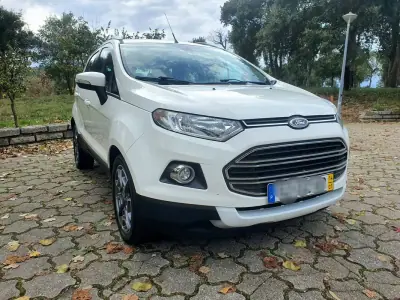 Ford EcoSport 2014 - 11500 EUR, 137000 km - AUTO.MOTO.pt - 137000km - foto 13 de 20