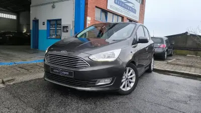 Ford C-Max 2015 - 10700 EUR, 168000 km - AUTO.MOTO.pt - 168000km - foto 9 de 16