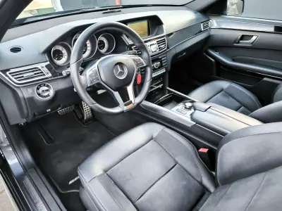 Mercedes-Benz E 250 2013 - 12950 EUR, 369000 km - AUTO.MOTO.pt - 369000km - foto 5 de 41