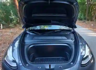 Tesla Model Y 2022 — foto 5 de 14
