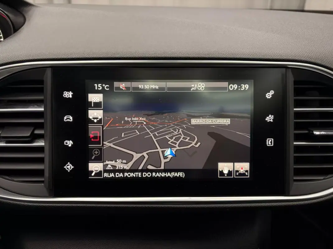 Peugeot 308 SW 2016 - 9500 EUR, 198000 km - AUTO.MOTO.pt - 198000km - foto 10 de 18