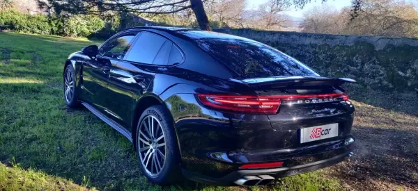 Porsche Panamera 2017 - 76490 EUR, 62500 km - AUTO.MOTO.pt - 62500km - foto 9 de 49