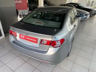 Honda Accord 2009 - 9250 EUR, 266508 km - AUTO.MOTO.pt - 266508km - foto 26 de 34