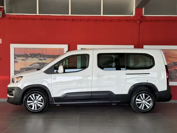 Peugeot Rifter 2019 - 19990 EUR, 120345 km - AUTO.MOTO.pt - 120345km - foto 6 de 21