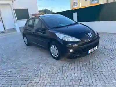 Peugeot 207 2010 - 5450 EUR, 162760 km - 162760km - foto 2 de 13