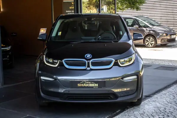BMW i3 2021 - 19980 EUR, 92848 km - AUTO.MOTO.pt - 92848km - foto 7 de 39