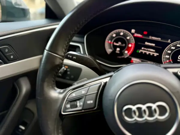 Audi A5 Sportback 2020 - 28950 EUR, 127000 km - AUTO.MOTO.pt - 127000km - foto 19 de 32