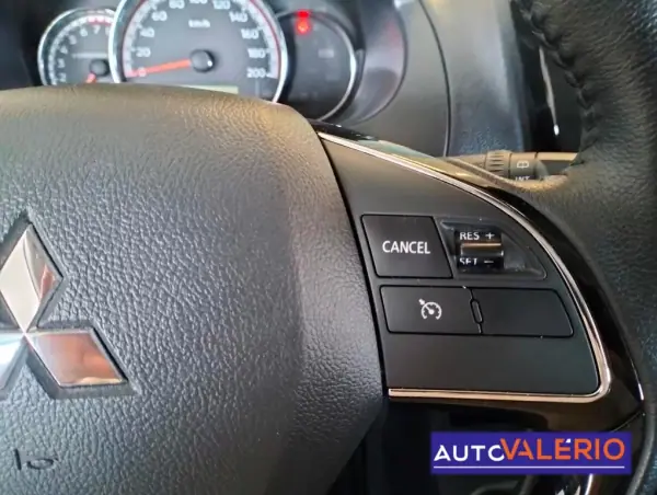 Mitsubishi Space Star 2023 - 14750 EUR, 17503 km - AUTO.MOTO.pt - 17503km - foto 19 de 38