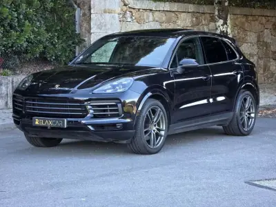 Porsche Cayenne 2018 - 53499 EUR, 142519 km - 142519km - foto 1 de 44