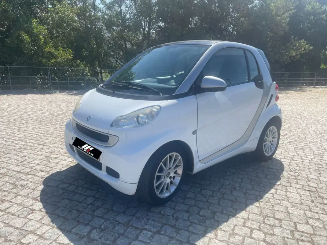 Smart ForTwo 2011 - 5900 EUR, 130000 km - 130000km - foto 2 de 7