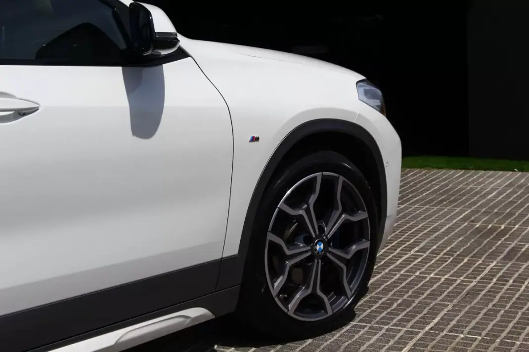 BMW X2 2020 - 26400 EUR, 90000 km - AUTO.MOTO.pt - 90000km - foto 9 de 30