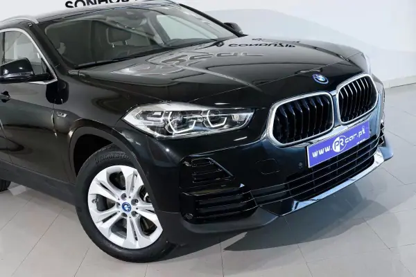 BMW X2 2022 — foto 2 de 32