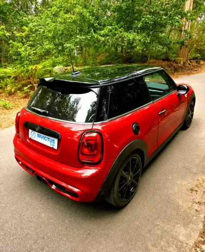 MINI 3 Portas 2015 - 15990 EUR, 138000 km - 138000km - foto 19 de 39