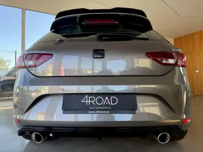 SEAT Leon 2015 - 14000 EUR, 181000 km - AUTO.MOTO.pt - 181000km - foto 38 de 92