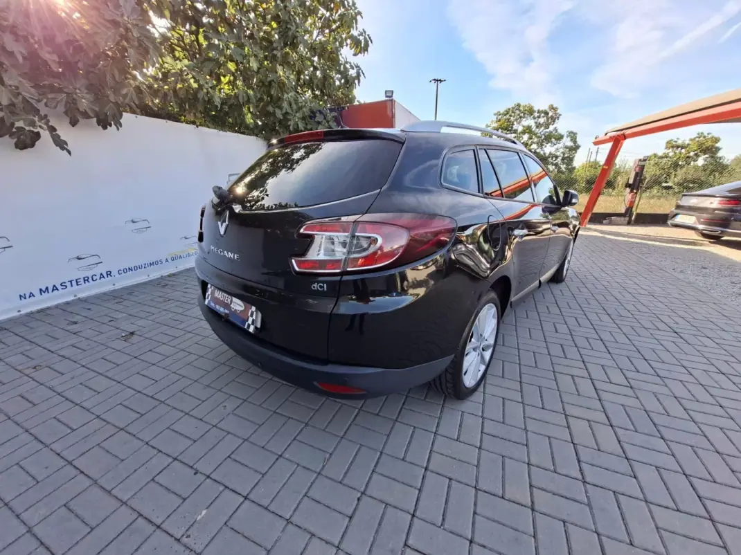 Renault Mégane Sport Tourer 2009 - 5450 EUR, 194163 km - 194163km - foto 23 de 32