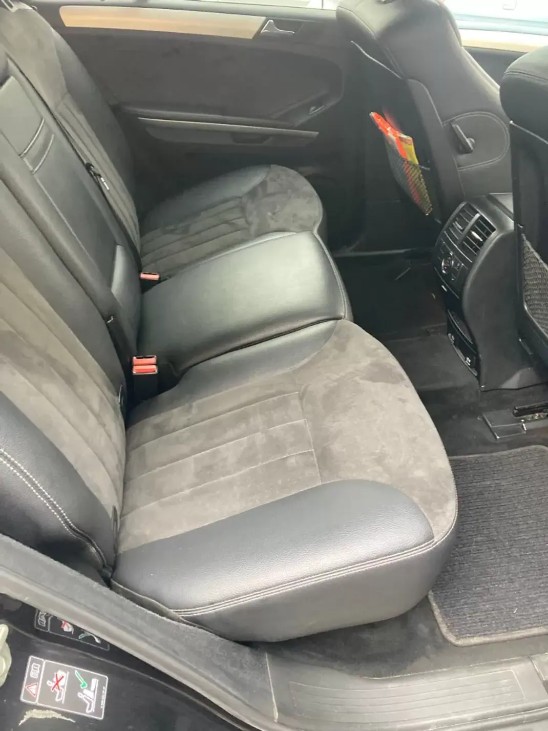 Mercedes-Benz ML 320 2006 - 16890 EUR, 170000 km - AUTO.MOTO.pt - 170000km - foto 16 de 20