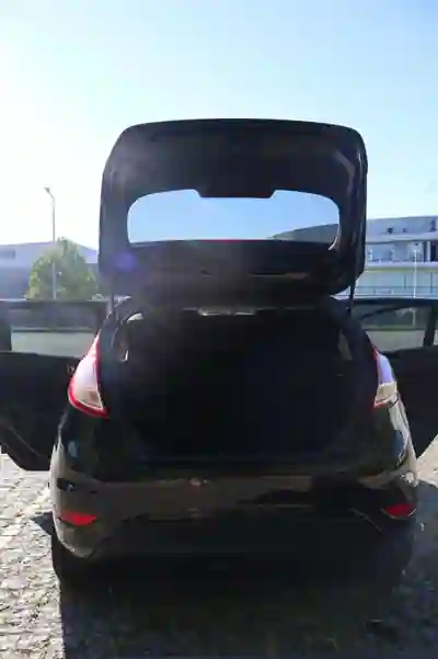 Ford Fiesta 2013 - 5250 EUR, 143000 km - 143000km - foto 13 de 14