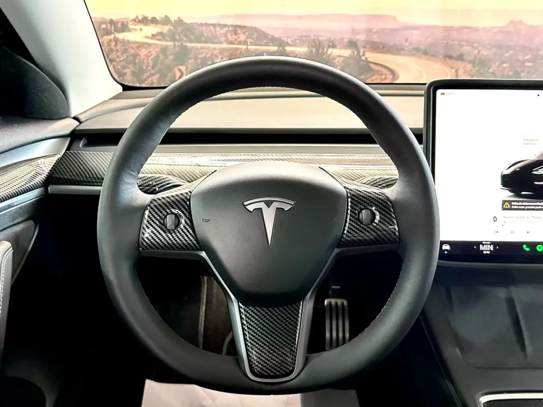 Tesla Model 3 2022 - 35900 EUR, 65444 km - AUTO.MOTO.pt - 65444km - foto 22 de 29