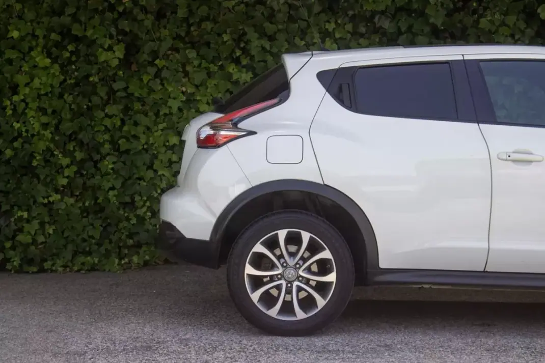 Nissan Juke 2014 - 11900 EUR, 161000 km - 161000km - foto 13 de 18