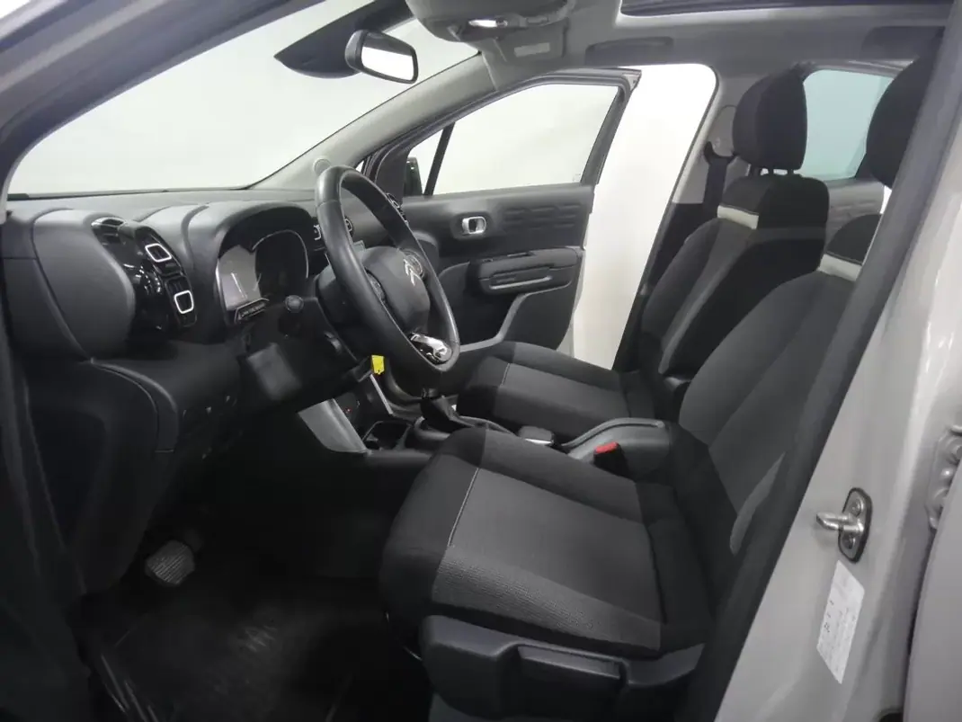 Citroën C3 Aircross 2019 - 14990 EUR, 63000 km - AUTO.MOTO.pt - 63000km - foto 10 de 27