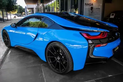 BMW i8 2016 - 61900 EUR, 93668 km - AUTO.MOTO.pt - 93668km - foto 4 de 45
