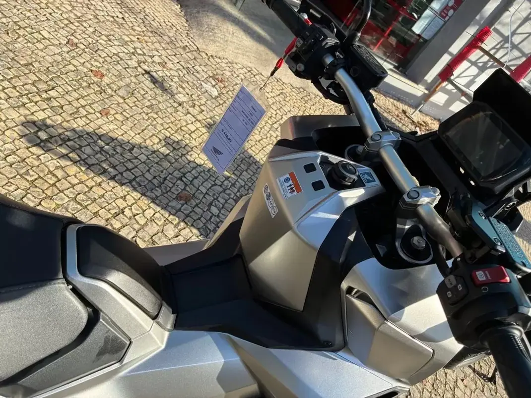 Honda 599 2021 - 9150 EUR, 45451 km - AUTO.MOTO.pt - 45451km - foto 9 de 14
