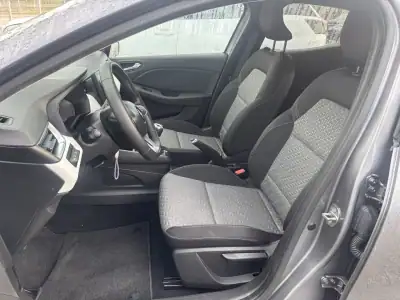 Renault Clio 2023 - 16950 EUR, 44091 km - AUTO.MOTO.pt - 44091km - foto 4 de 10