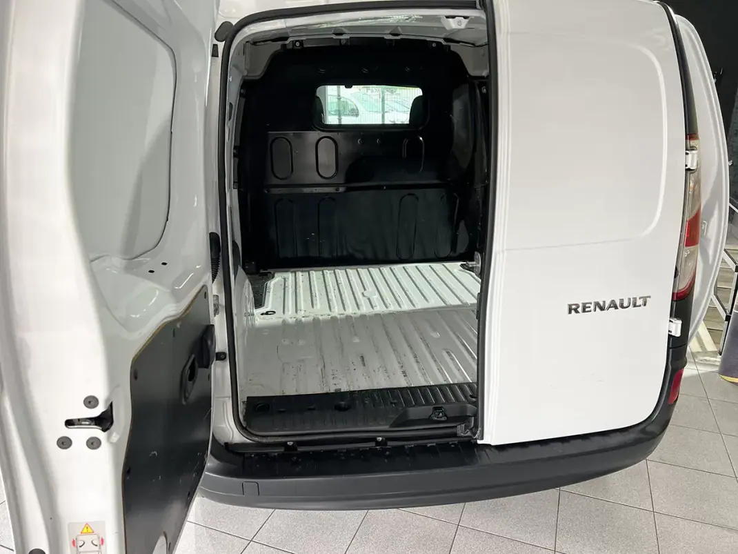 Renault 2021 - 11600 EUR, 110358 km - AUTO.MOTO.pt - 110358km - foto 19 de 20