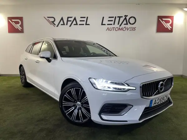 Volvo V60 2022 - 31900 EUR, 71000 km - AUTO.MOTO.pt - 71000km - foto 10 de 29