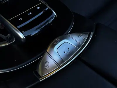 Mercedes-Benz E 53 AMG 2021 - 89990 EUR, 54200 km - AUTO.MOTO.pt - 54200km - foto 40 de 49