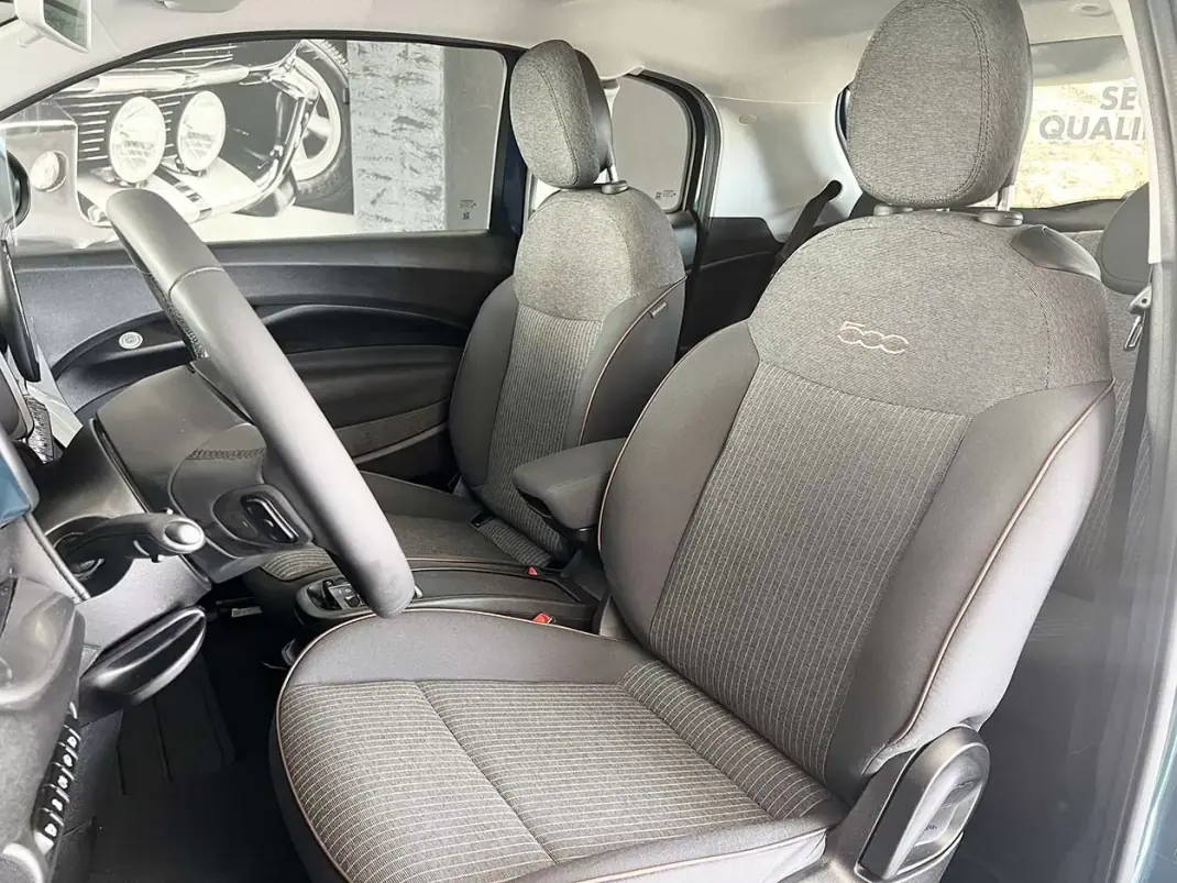 Fiat 500e 2021 - 18600 EUR, 45555 km - 45555km - foto 7 de 25