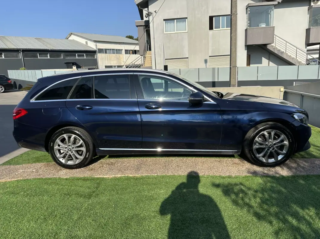 Mercedes-Benz C 180 2017 - 17900 EUR, 249000 km - 249000km - foto 16 de 58