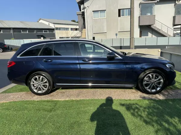 Mercedes-Benz C 180 2017 - 15900 EUR, 249000 km - AUTO.MOTO.pt - 249000km - foto 16 de 58