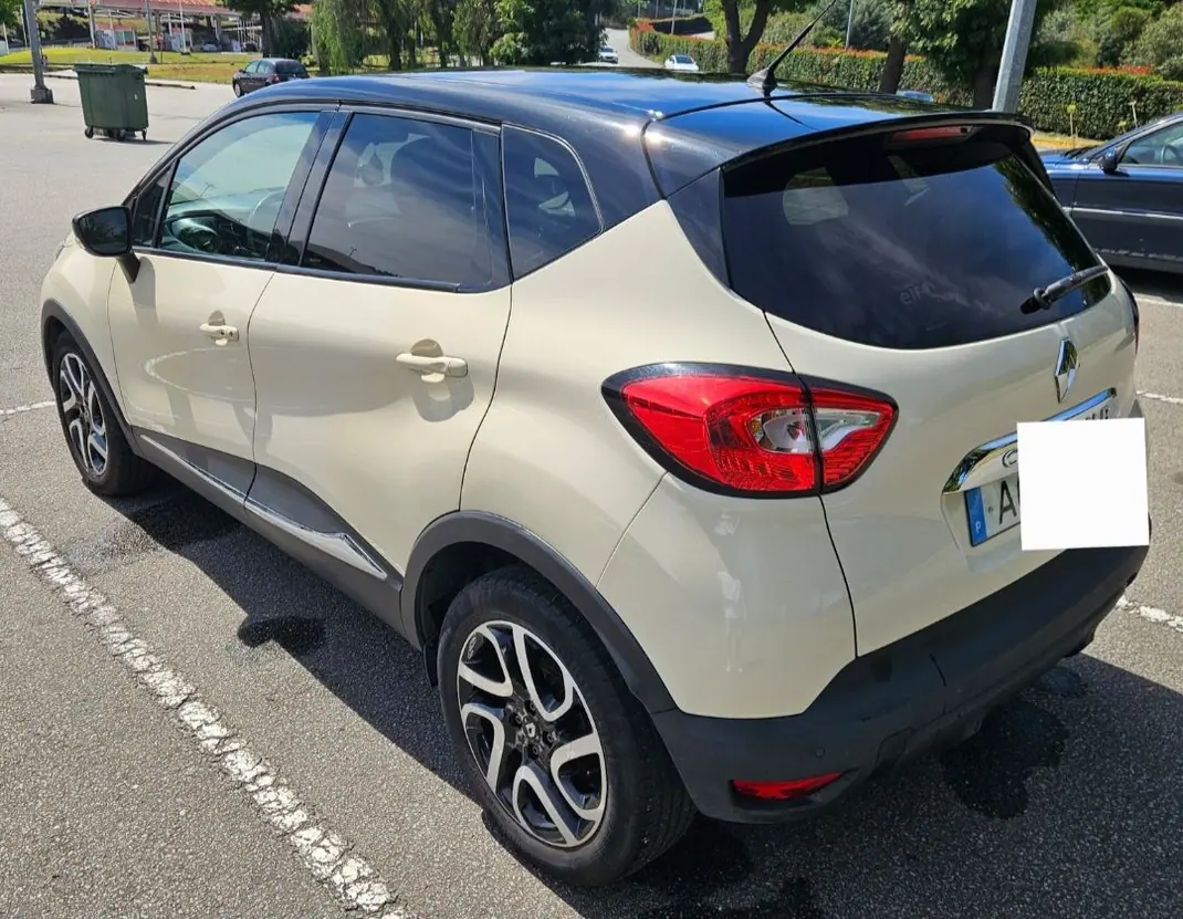 Renault Captur 2016 - 12400 EUR, 79200 km - 79200km - foto 5 de 12