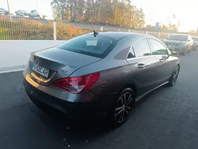 Mercedes-Benz CLA 200 2013 - 16900 EUR, 165407 km - AUTO.MOTO.pt - 165407km - foto 6 de 23