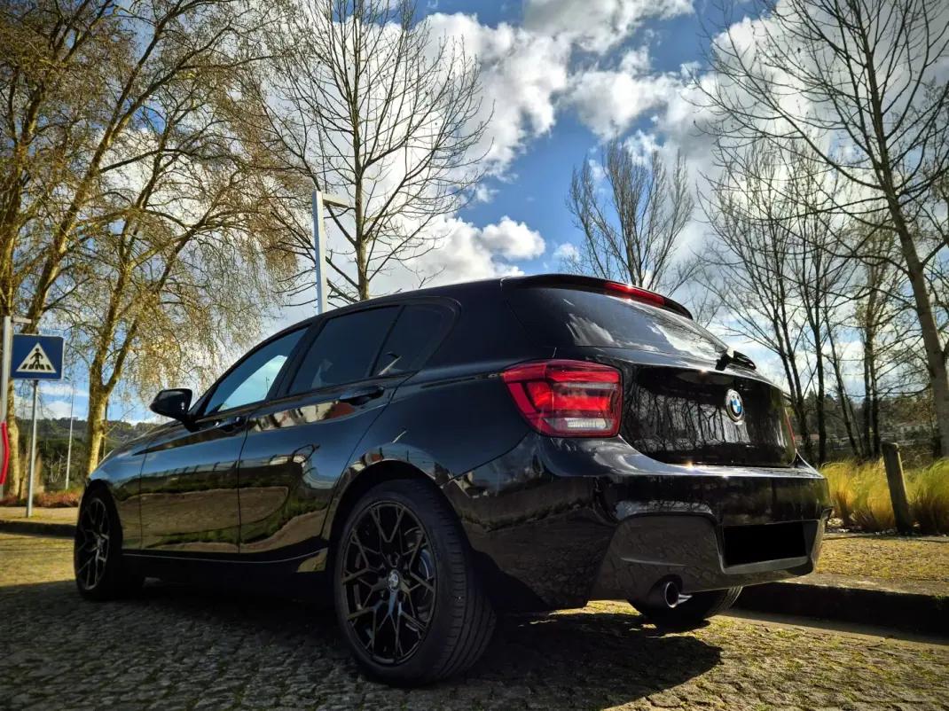 BMW 116 2013 - 11000 EUR, 260000 km - AUTO.MOTO.pt - 260000km - foto 7 de 25