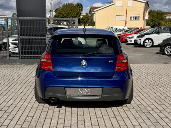 BMW 118 2009 - 9990 EUR, 277000 km - 277000km - foto 4 de 18