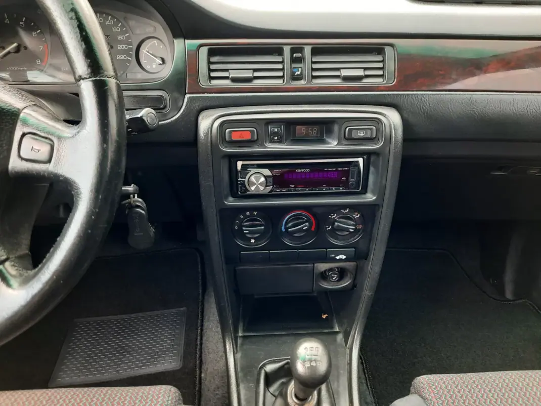 Honda Civic 1998 - 1950 EUR, 166459 km - AUTO.MOTO.pt - 166459km - foto 9 de 10