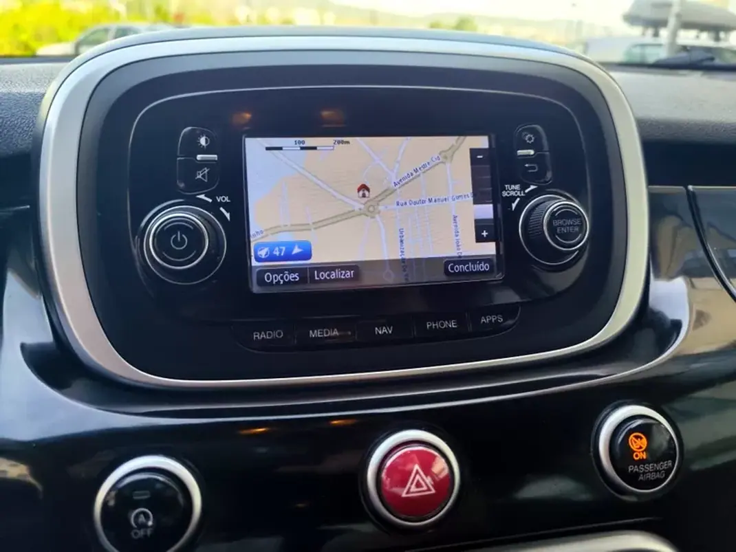 Fiat 500X 2015 - 9980 EUR, 159000 km - AUTO.MOTO.pt - 159000km - foto 8 de 22