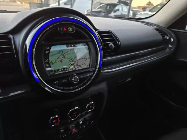 MINI Clubman 2018 - 15990 EUR, 184000 km - AUTO.MOTO.pt - 184000km - foto 24 de 42