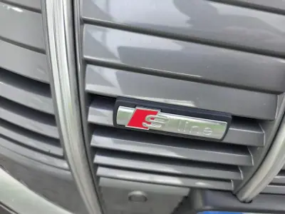 Audi e-tron 2022 - 31750 EUR, 115000 km - AUTO.MOTO.pt - 115000km - foto 71 de 73