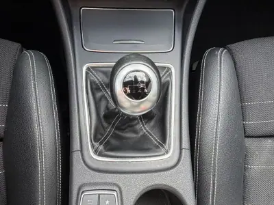 Mercedes-Benz A 180 2016 - 14890 EUR, 204488 km - AUTO.MOTO.pt - 204488km - foto 12 de 15
