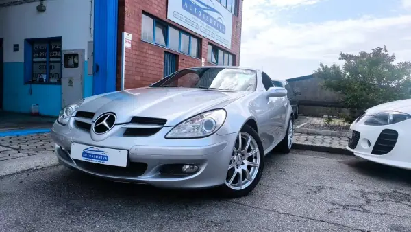 Mercedes-Benz SLK 200 2005 - 12800 EUR, 175000 km - AUTO.MOTO.pt - 175000km - foto 12 de 19