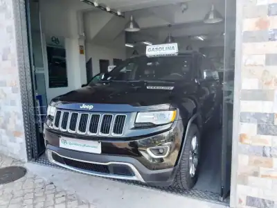 Jeep Grand Cherokee 2016 - 34950 EUR, 135350 km - AUTO.MOTO.pt - 135350km - foto 9 de 60