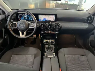 Mercedes-Benz A 180 Limousine 2020 - 23600 EUR, 81132 km - AUTO.MOTO.pt - 81132km - foto 10 de 23