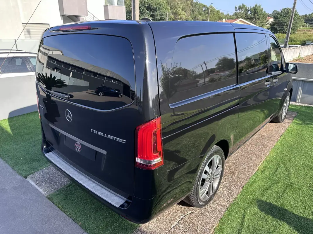 Mercedes-Benz Vito Tourer 2015 - 24900 EUR, 320000 km - AUTO.MOTO.pt - 320000km - foto 11 de 57