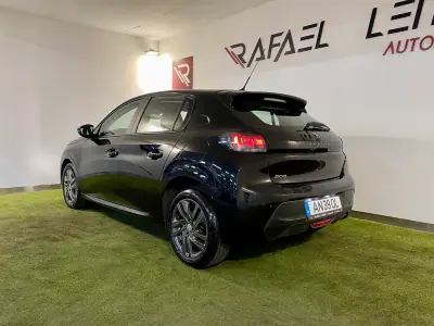 Peugeot 208 2022 - 13450 EUR, 145000 km - AUTO.MOTO.pt - 145000km - foto 8 de 29